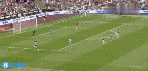 Goalkeeper gives a gift! Gibbs White intercepts the ball in the frontcourt, Nottingham Forest 1-0 West Ham United