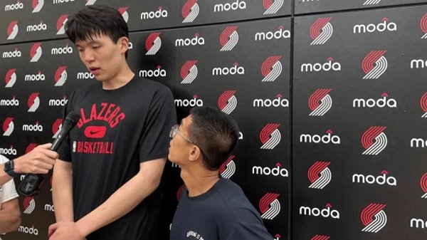 Trail Blazers commented on the interview with Yang Hansen: The whole process is interesting, he has a good sense of humor