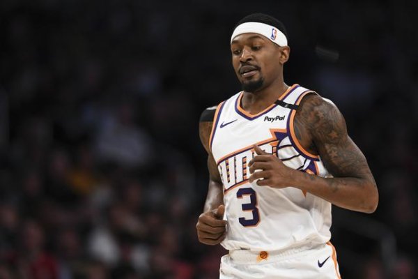 A waste of time! The Suns are expected to buy out Bill tomorrow. He used Paul + 4 swap + 6 rounds to exchange.