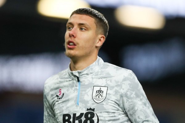 Team report: Tottenham Hotspur restarts negotiations with Burnley, Burnley asks for 35 million euros in winter window
