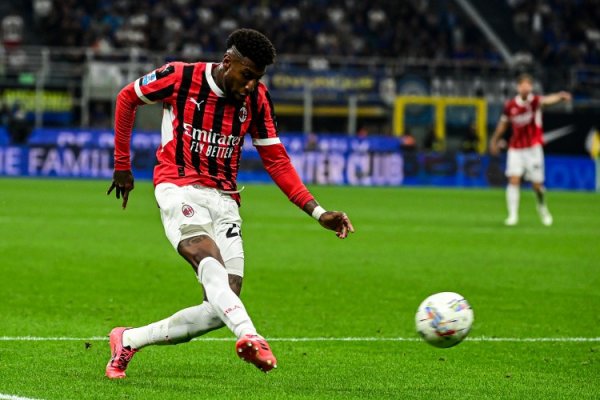 Reporter: Betis  senior management arrives in Milan City and may discuss Emerson s transfer with Milan