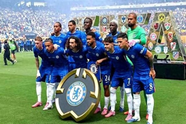 Dream of breaking four championships! 120 million stars have full firepower, Paris s strongest defense line is a sieve, losing to the point of losing the temper