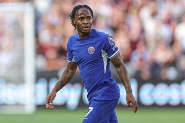 ESPN: Juventus and pharmaceutical companies are interested in Sterling, Chelsea priced at 20 million euros
